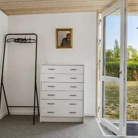 Ferienhaus Lovely In With Kitchen Bandholm