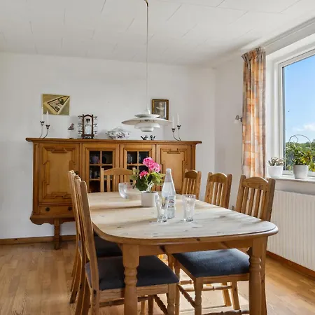 Lovely In With Kitchen * Bandholm