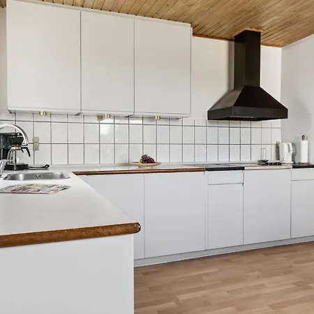 Lovely In With Kitchen * Bandholm